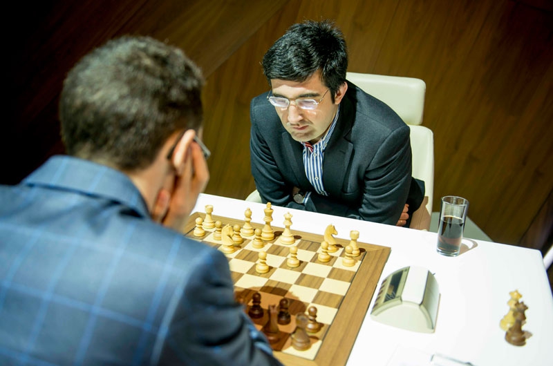 Shamkir Chess 2015 Ronde 6 - Caruana terrasse Kramnik