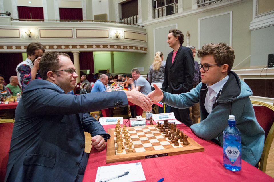 Isle of Man 2017 ronde 6 Pavel Eljanov Magnus Carlsen