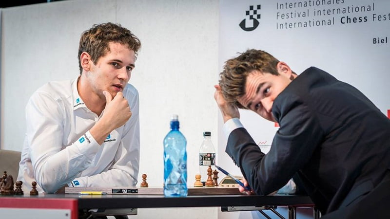 Tournoi des Grands-Maîtres au Festival des échecs à Bienne 2018 ronde 4 Georgiadis-Carlsen