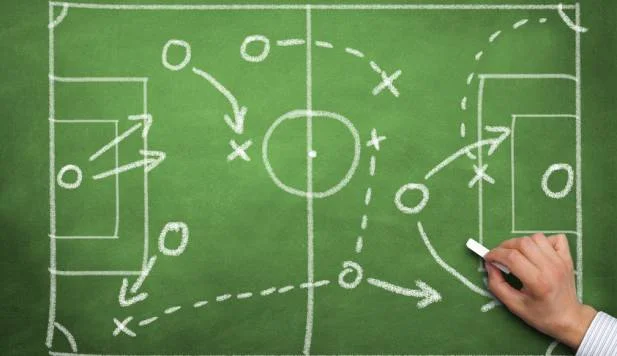 Tactique au football : une partie d'échecs ?
