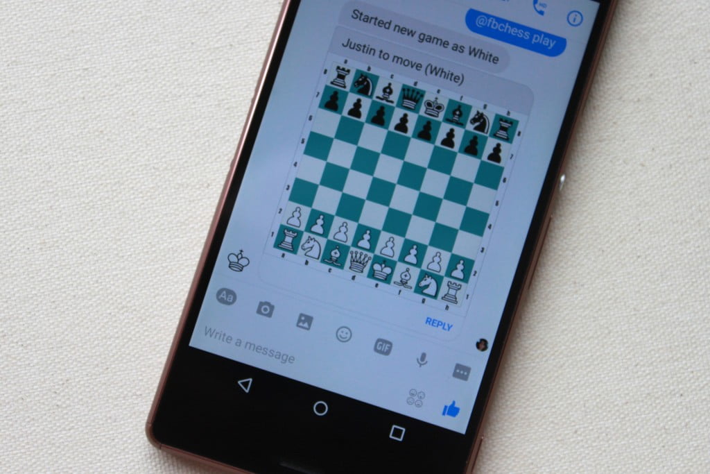 Jouer aux échecs sur smartphone Android