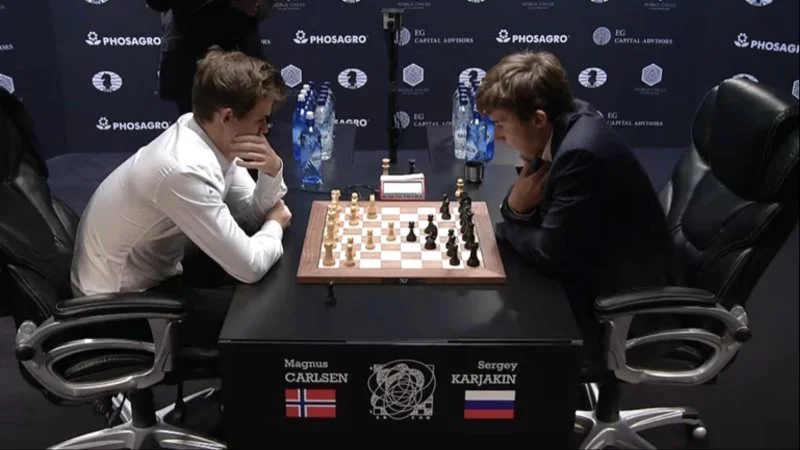 Carlsen Karjakin 2016 departage 4