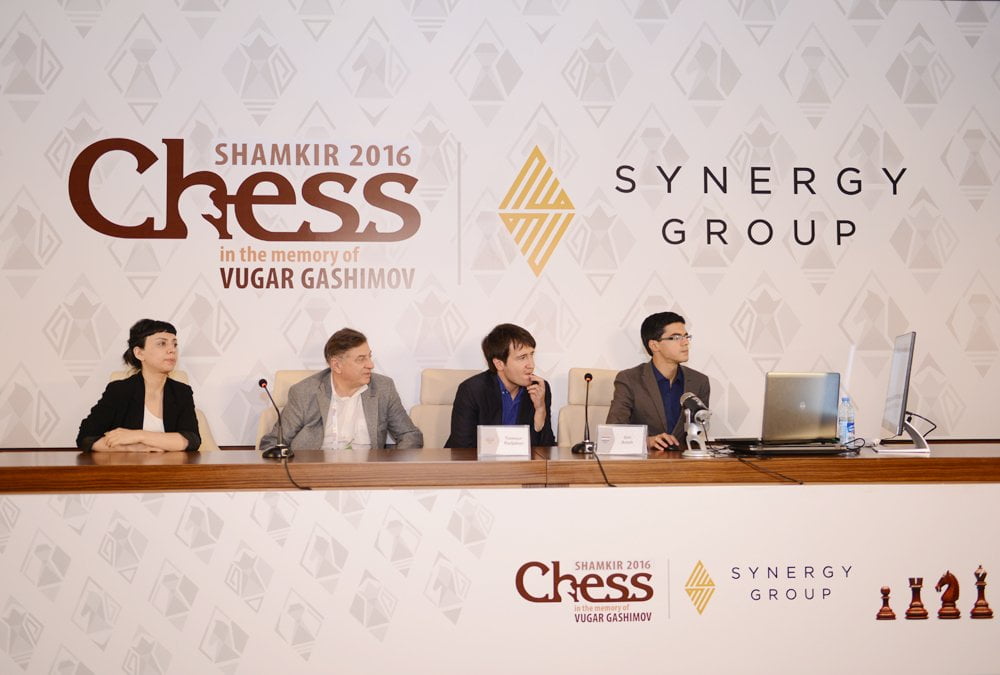 Shamkir chess 2016 Ronde 3 Anish Giri et Teimour Radjabov en analyse
