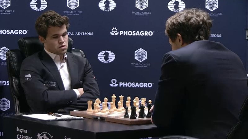Carlsen Karjakin 2016 partie 12 debut
