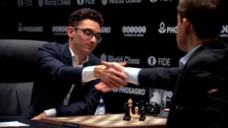 Championnat du Monde d'échecs 2018 partie 1