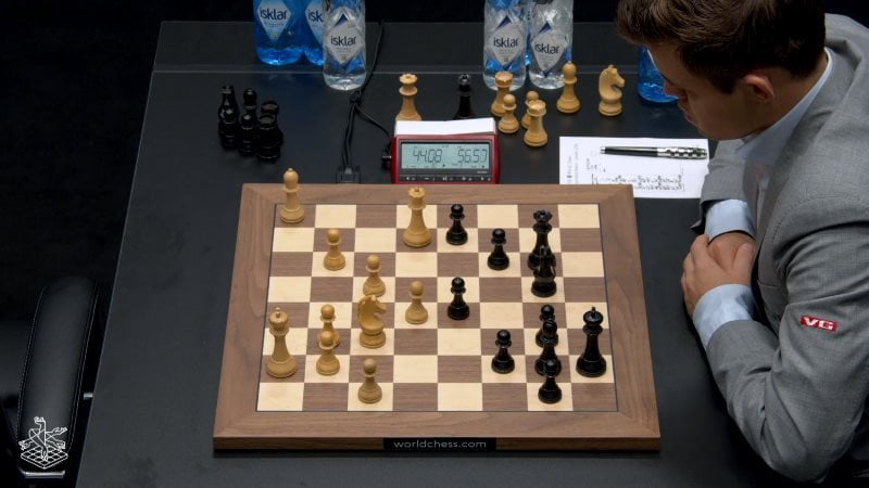 Championnat du Monde d'échecs 2018 partie 3 Magnus Carlsen
