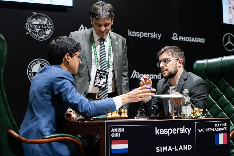 Tournoi des Candidats 2020 ronde 3 Giri - Vachier-Lagrave
