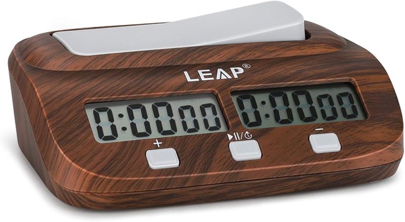 Pendule, horloge d'échecs Leap PQ9907S