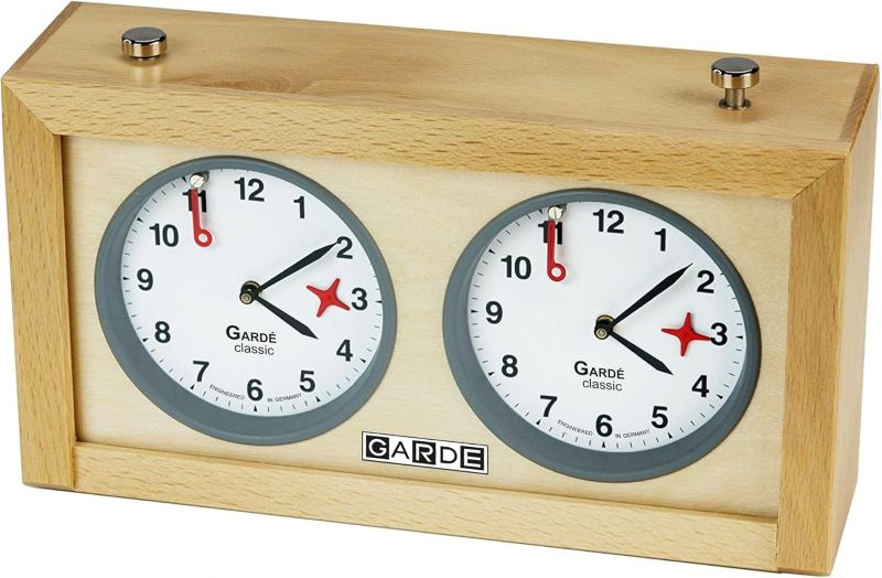 Pendule, horloge d'échecs bois mécanique GARDE